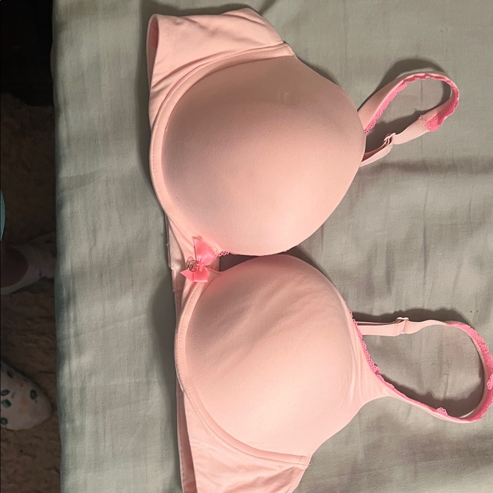 Victoria's Secret Light Pink Bra
